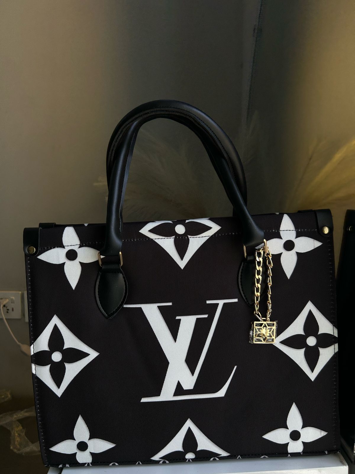 Lv Tote Bag
